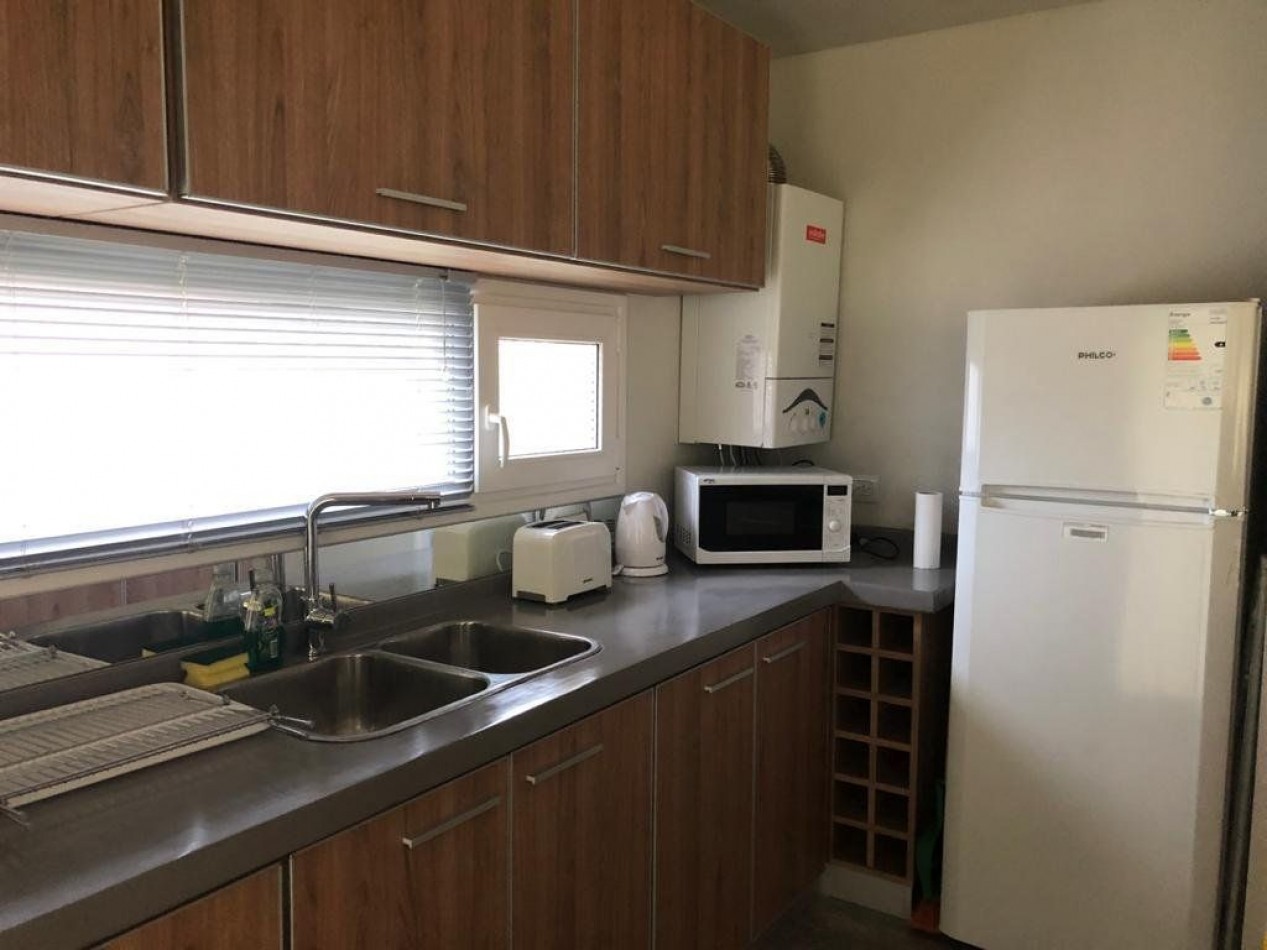 DEPARTAMENTO A ESTRENAR A UNA CUADRA DE LA PLAYA. DEPARTAMENTO EN VENTA. 2 AMB., 1 DORM., 1 BANO -