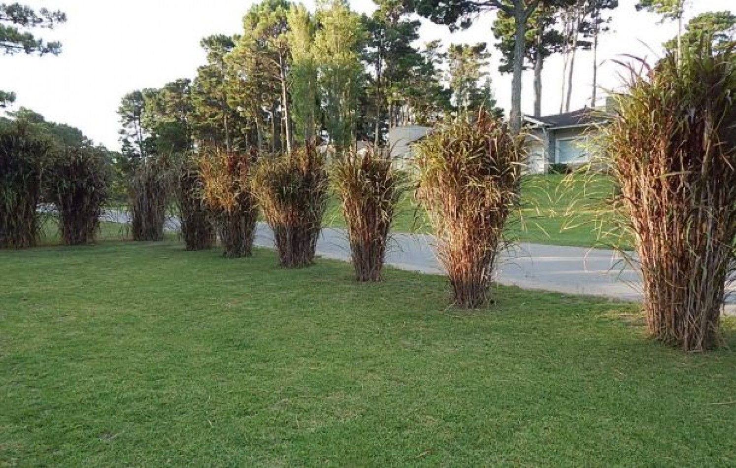 CASA AVENIDA DE LAS TRES CARABELAS Y DE LA DERIVA. CASA EN VENTA. 10 AMB., 4 DORM., 4 BANOS