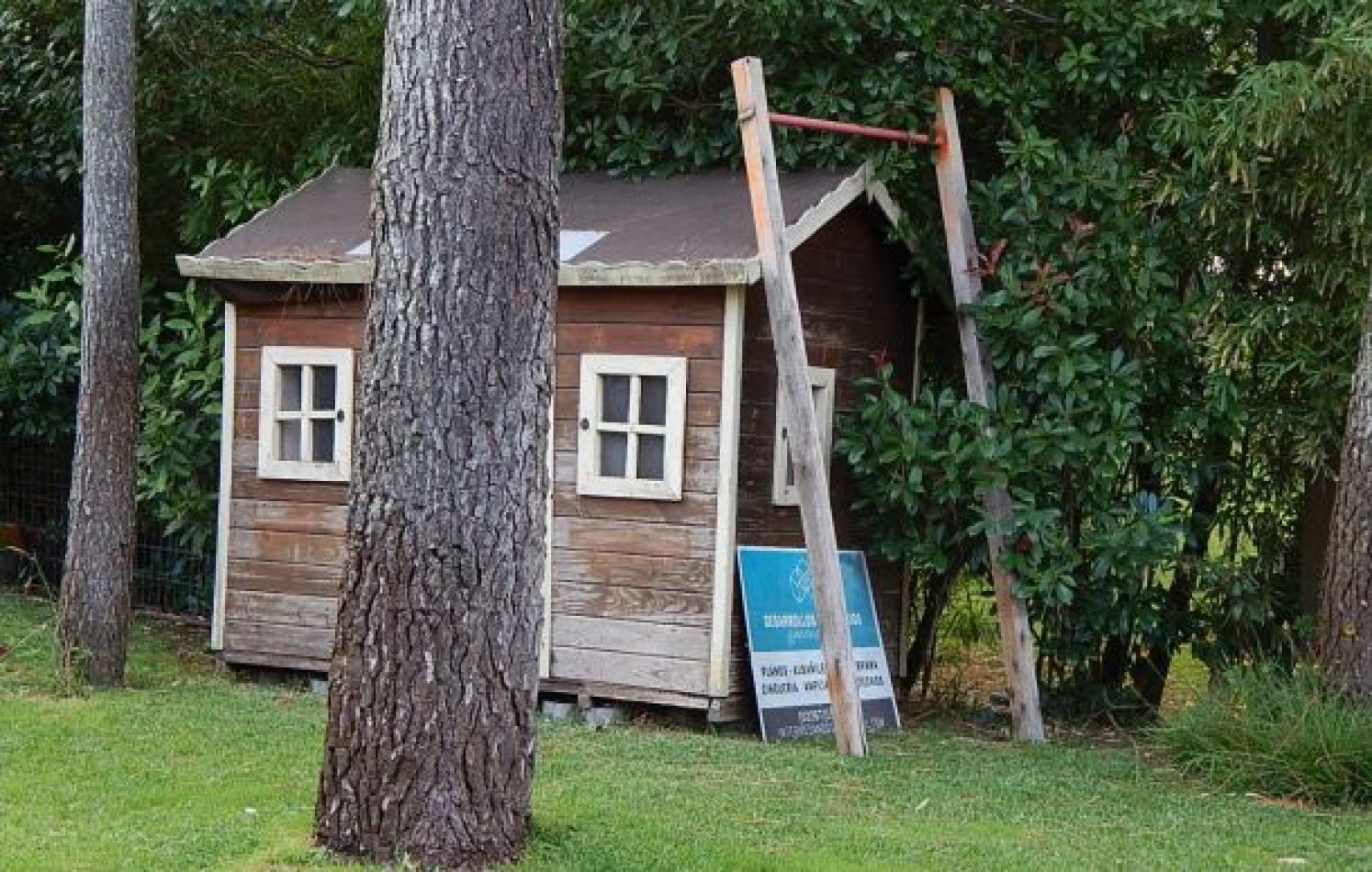 CASA AVENIDA DE LAS TRES CARABELAS Y DE LA DERIVA. CASA EN VENTA. 10 AMB., 4 DORM., 4 BANOS