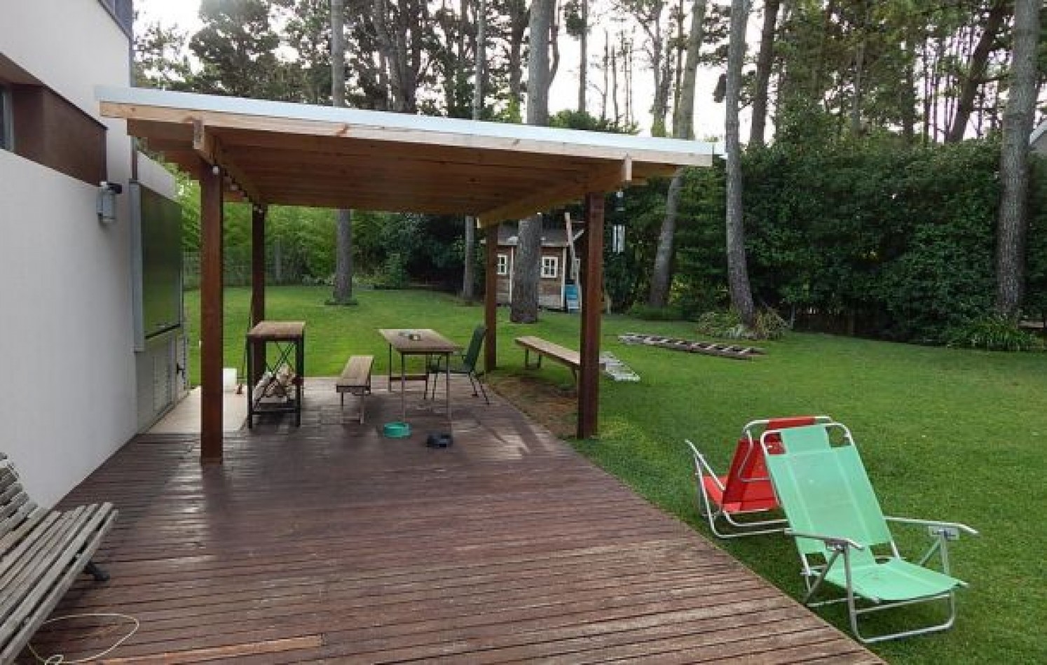 CASA AVENIDA DE LAS TRES CARABELAS Y DE LA DERIVA. CASA EN VENTA. 10 AMB., 4 DORM., 4 BANOS