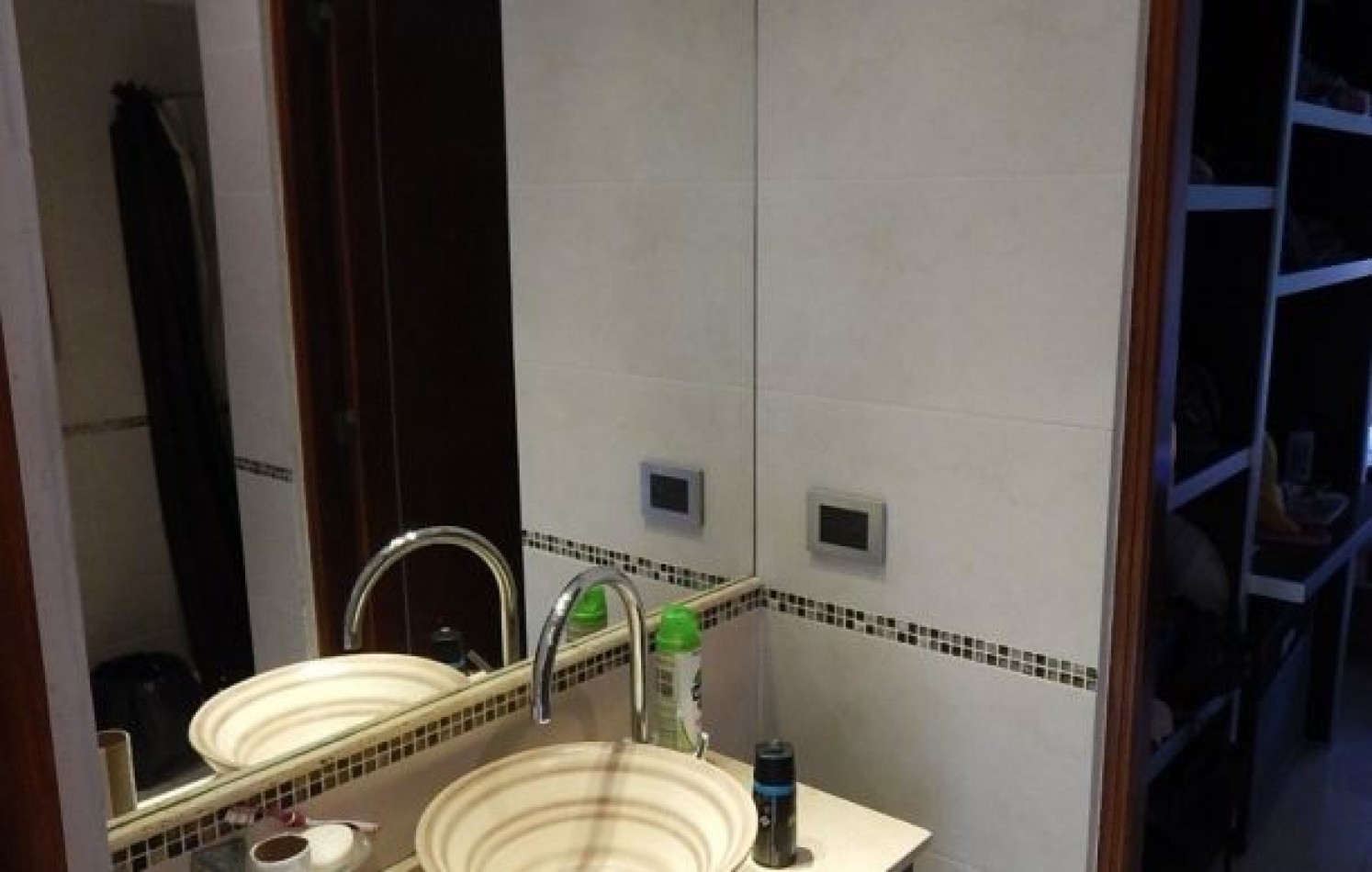 CASA AVENIDA DE LAS TRES CARABELAS Y DE LA DERIVA. CASA EN VENTA. 10 AMB., 4 DORM., 4 BANOS