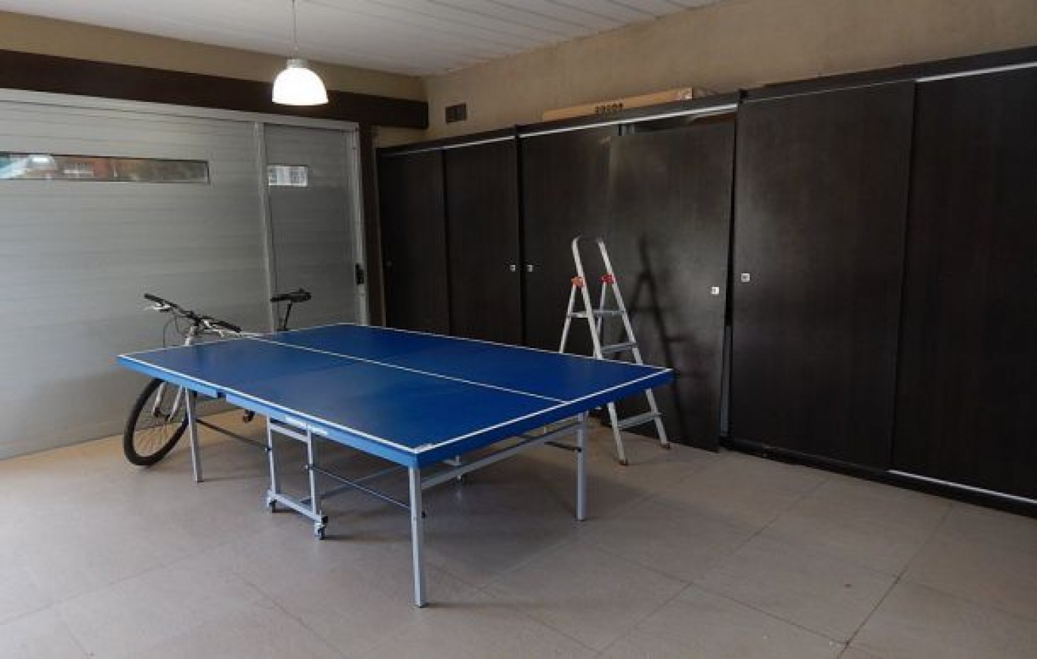 CASA AVENIDA DE LAS TRES CARABELAS Y DE LA DERIVA. CASA EN VENTA. 10 AMB., 4 DORM., 4 BANOS