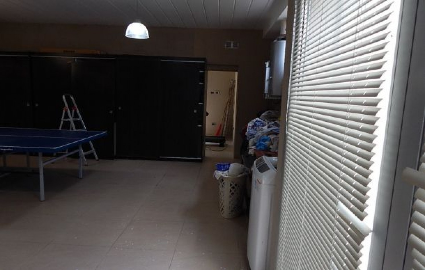 CASA AVENIDA DE LAS TRES CARABELAS Y DE LA DERIVA. CASA EN VENTA. 10 AMB., 4 DORM., 4 BANOS