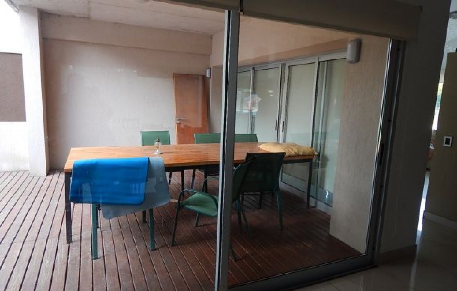 CASA AVENIDA DE LAS TRES CARABELAS Y DE LA DERIVA. CASA EN VENTA. 10 AMB., 4 DORM., 4 BANOS