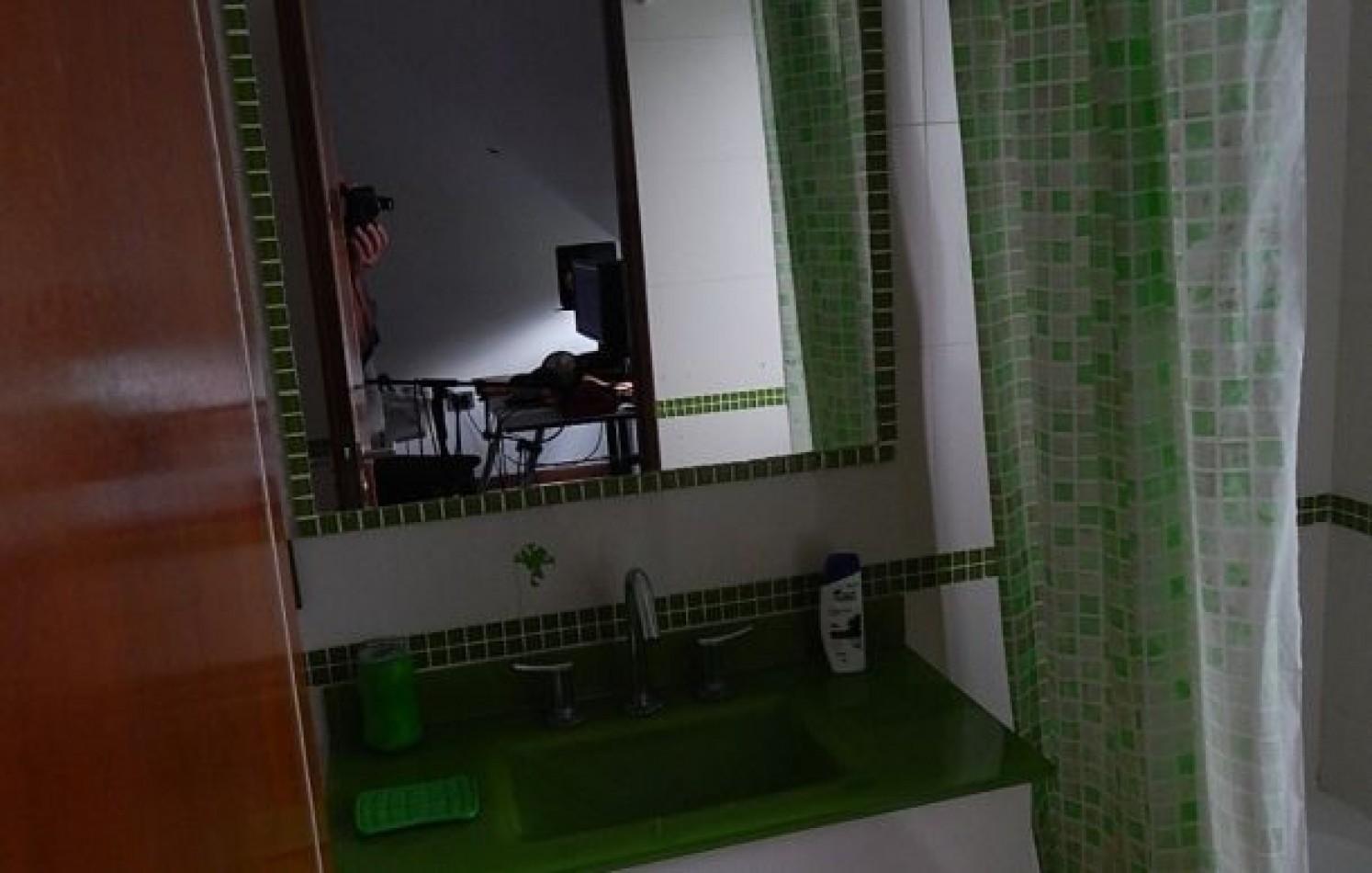 CASA AVENIDA DE LAS TRES CARABELAS Y DE LA DERIVA. CASA EN VENTA. 10 AMB., 4 DORM., 4 BANOS