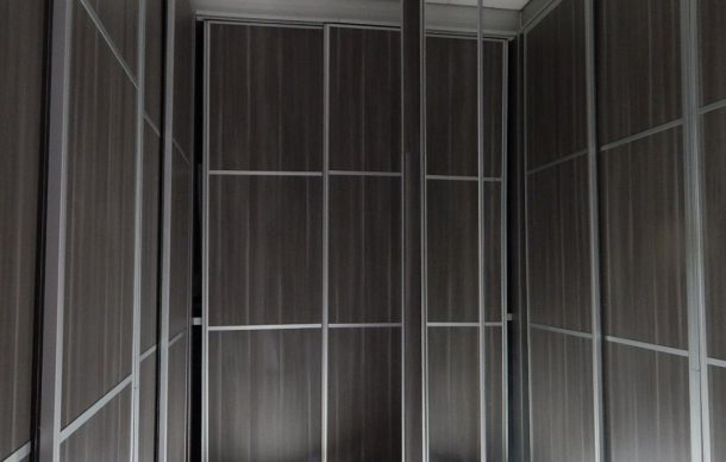 CASA AVENIDA DE LAS TRES CARABELAS Y DE LA DERIVA. CASA EN VENTA. 10 AMB., 4 DORM., 4 BANOS