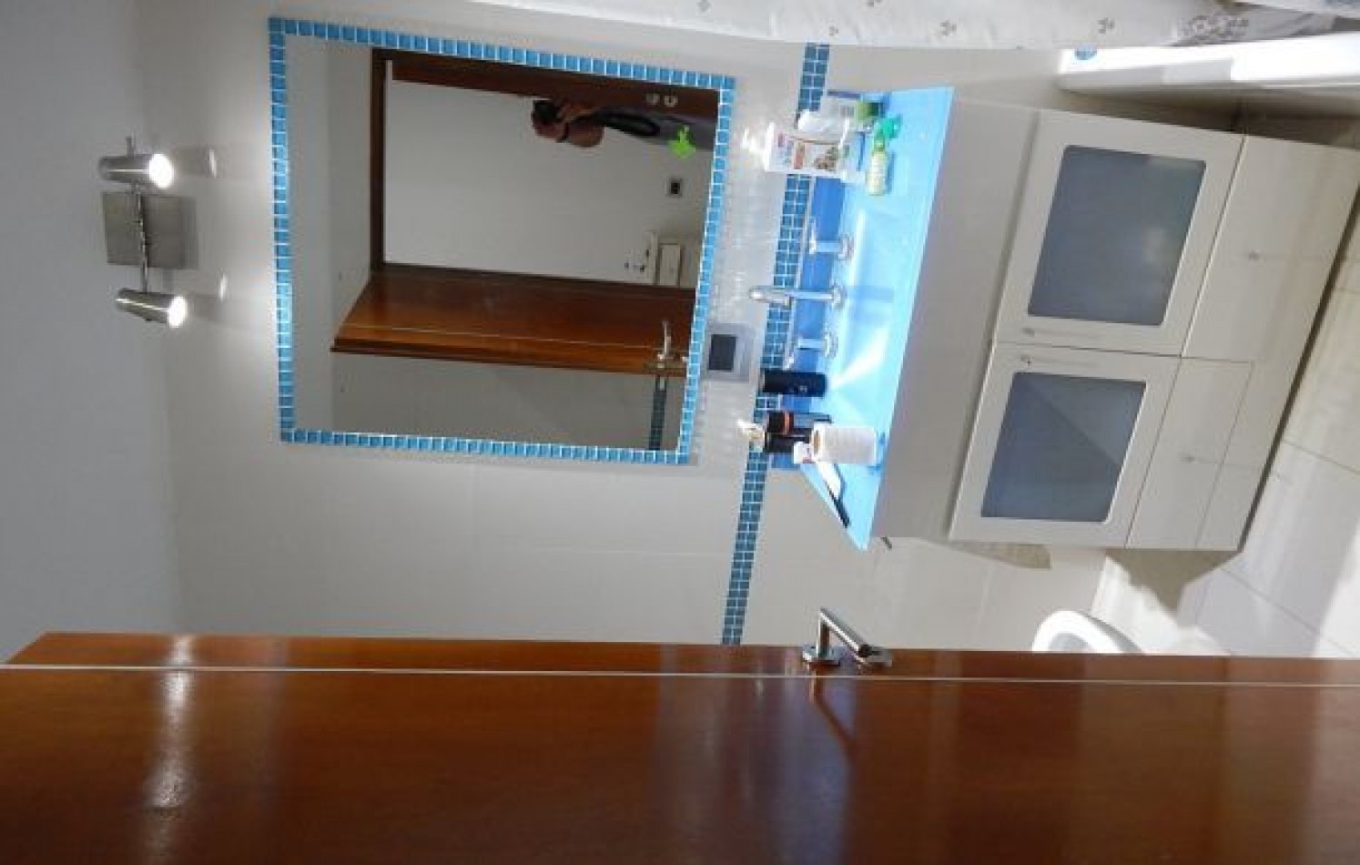 CASA AVENIDA DE LAS TRES CARABELAS Y DE LA DERIVA. CASA EN VENTA. 10 AMB., 4 DORM., 4 BANOS