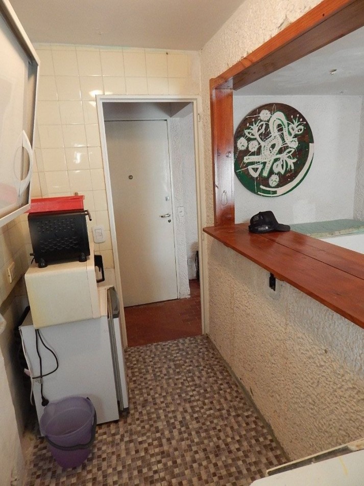 DEPARTAMENTO DOS AMBIENTES A DOS CUADRAS DE LA PLAYA. DEPARTAMENTO EN VENTA.