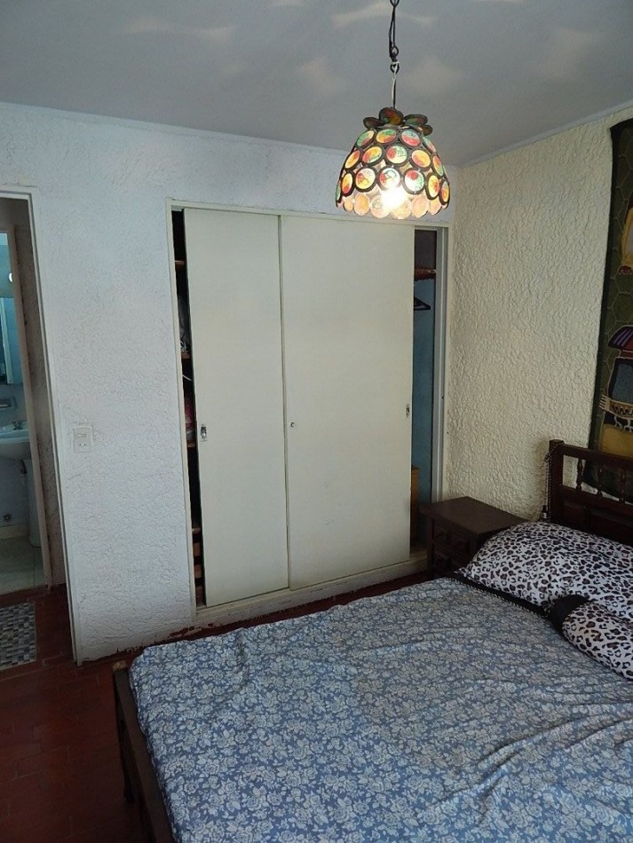 DEPARTAMENTO DOS AMBIENTES A DOS CUADRAS DE LA PLAYA. DEPARTAMENTO EN VENTA.