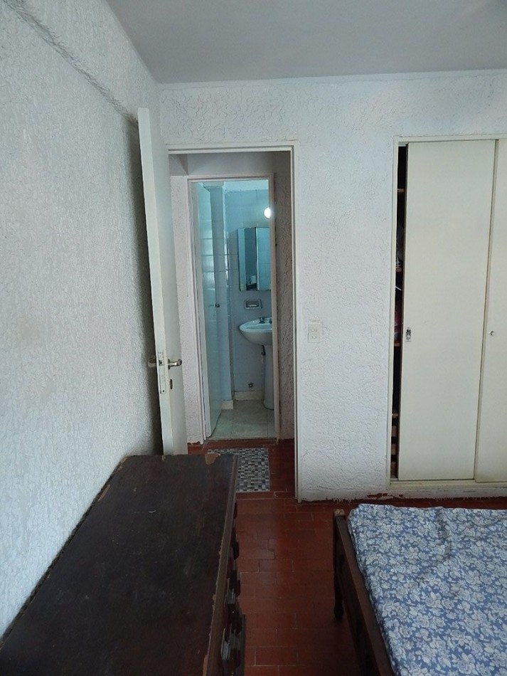 DEPARTAMENTO DOS AMBIENTES A DOS CUADRAS DE LA PLAYA. DEPARTAMENTO EN VENTA.