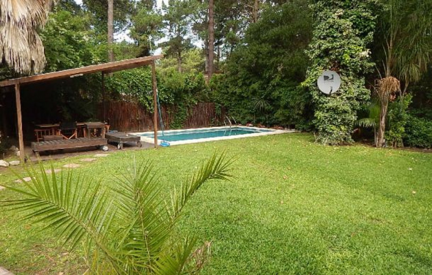 ESTUPENDO CHALET ESTILO CLASICO PINAMARENSE . CHALET EN VENTA.