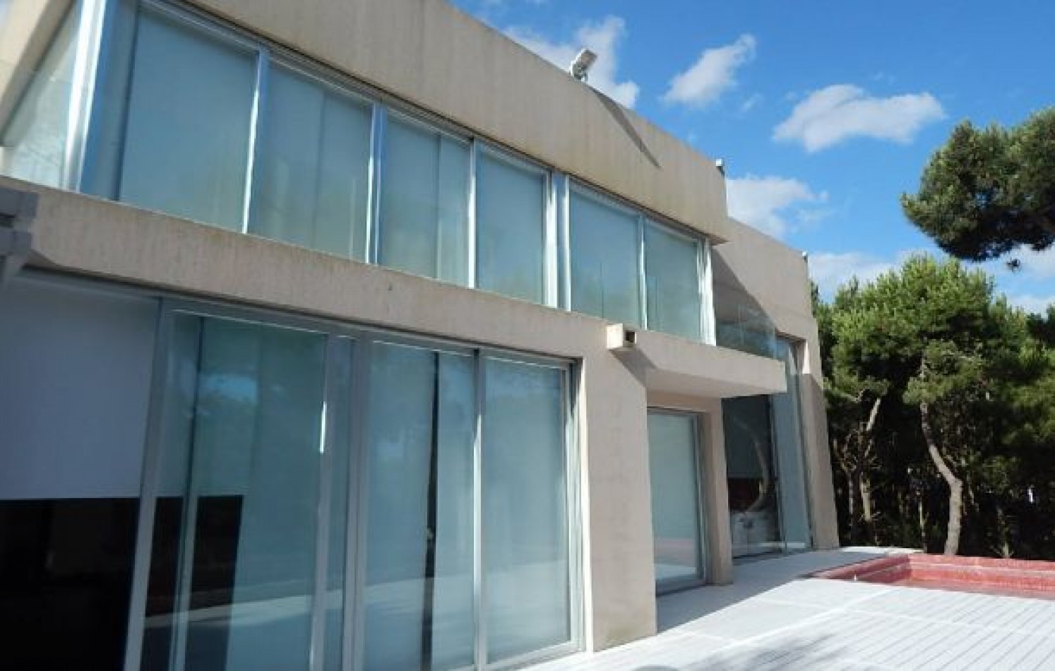MAGNIFICA CASA MINIMALISTA EN PINAMAR NORTE. CASA EN VENTA