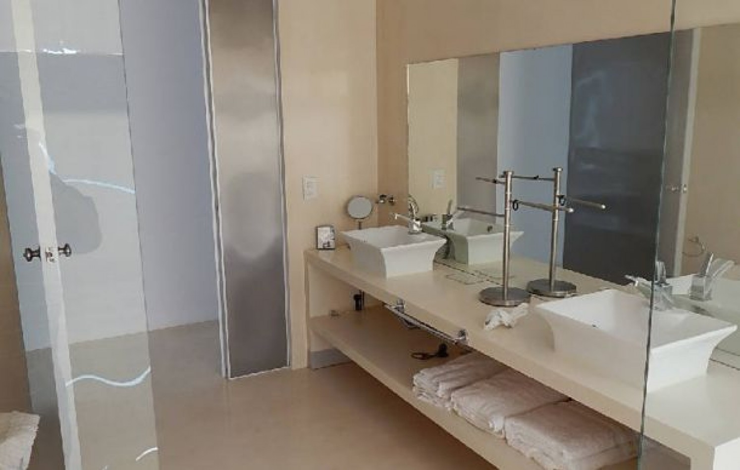 MAGNIFICA CASA MINIMALISTA EN PINAMAR NORTE. CASA EN VENTA