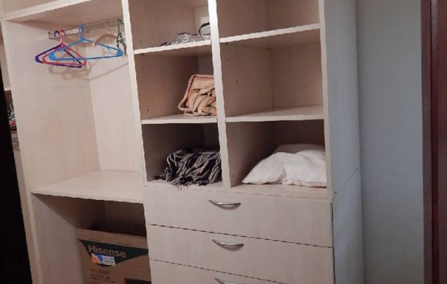 CHALET EN CARILO CALLE PINZON, ENTRE PARAISO Y SEQUOIA. CHALET EN VENTA