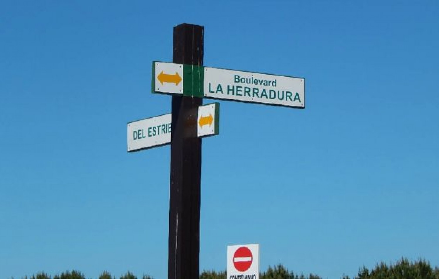 EXCEPCIONAL LOTE EN LA HERRADURA SOBRE LA CANCHA DE POLO. LOTE EN VENTA.