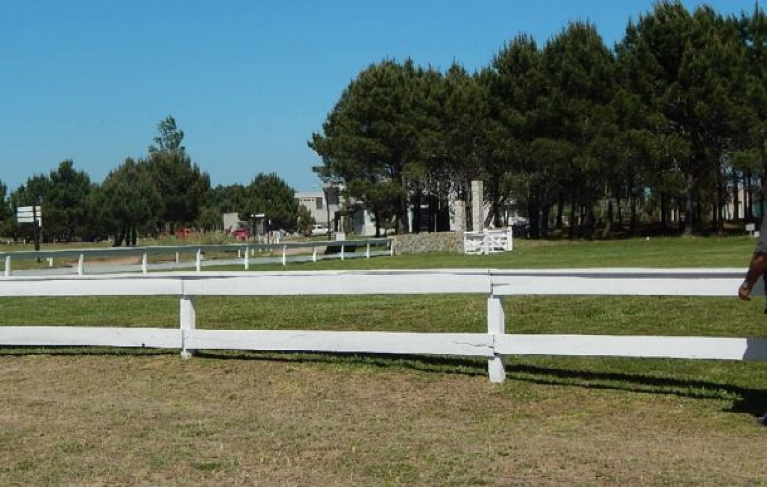 EXCEPCIONAL LOTE EN LA HERRADURA SOBRE CANCHA DE POLO. LOTE EN VENTA