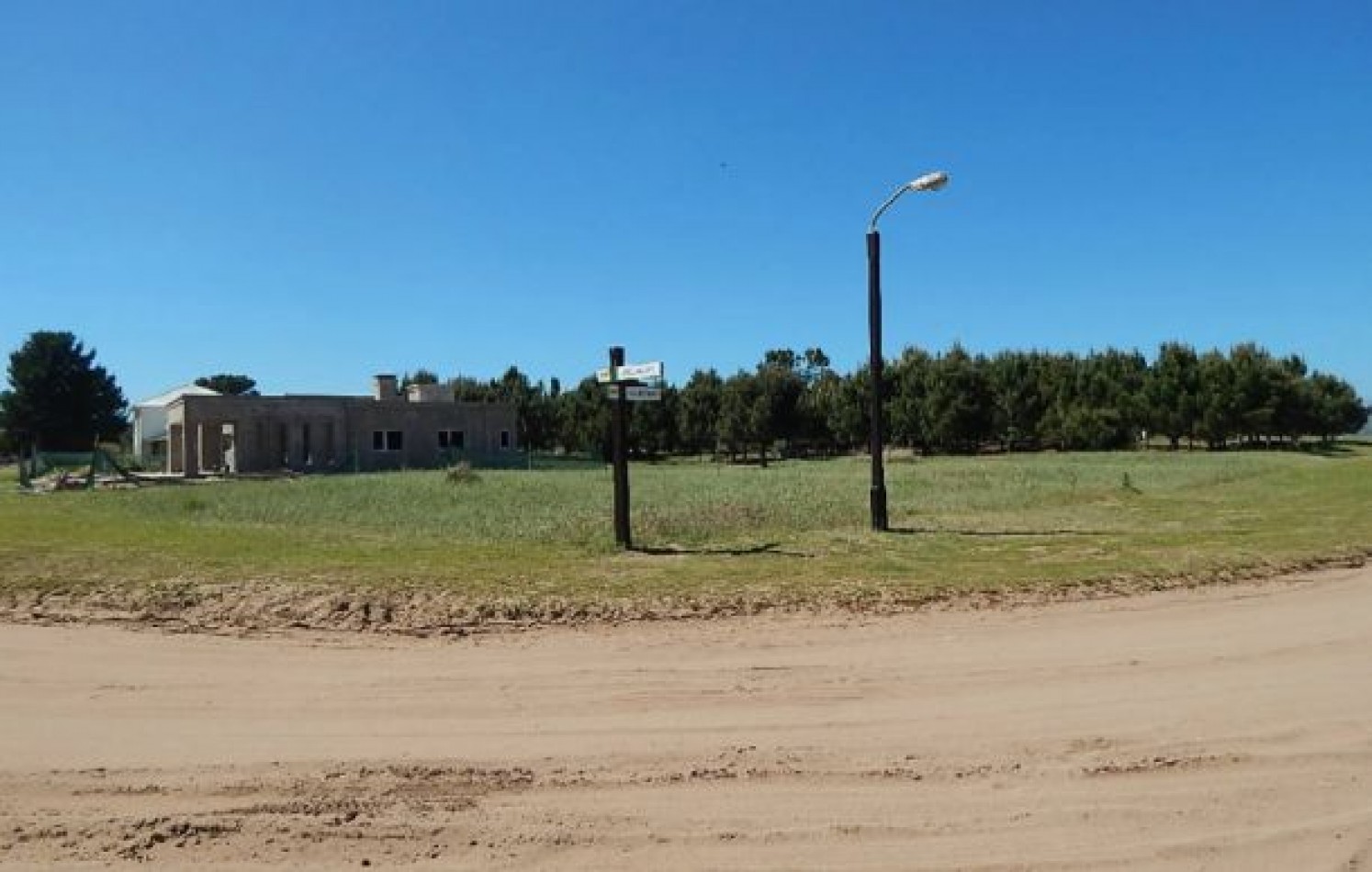 EXCEPCIONAL LOTE EN LA HERRADURA SOBRE CANCHA DE POLO. LOTE EN VENTA