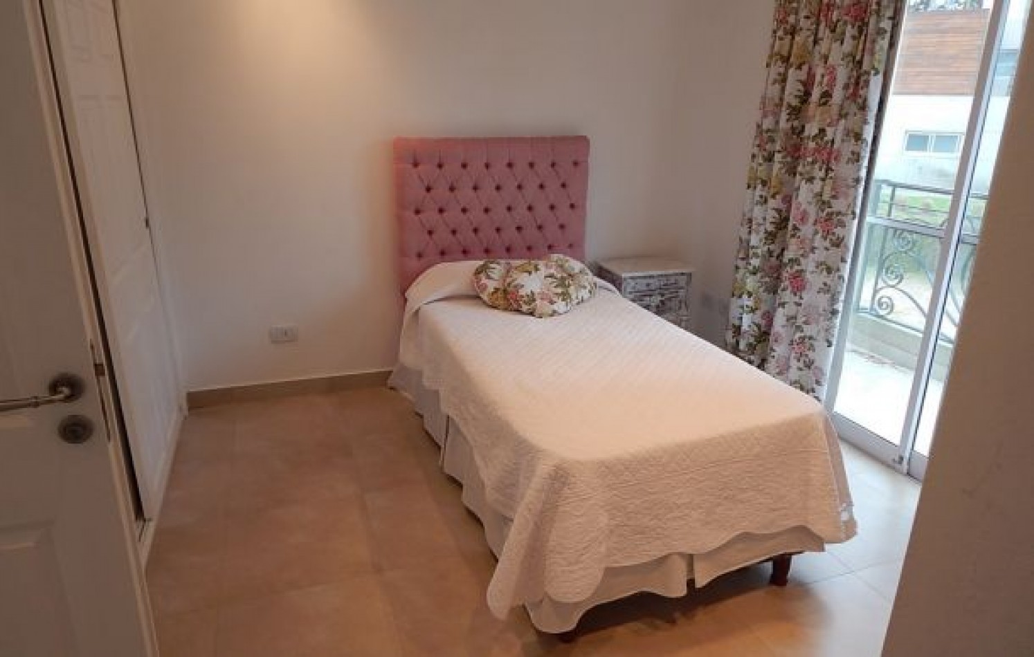 IMPORTANTE CASA EN ALQUILER. BARRIO CERRADO EN ALQ X TEMP