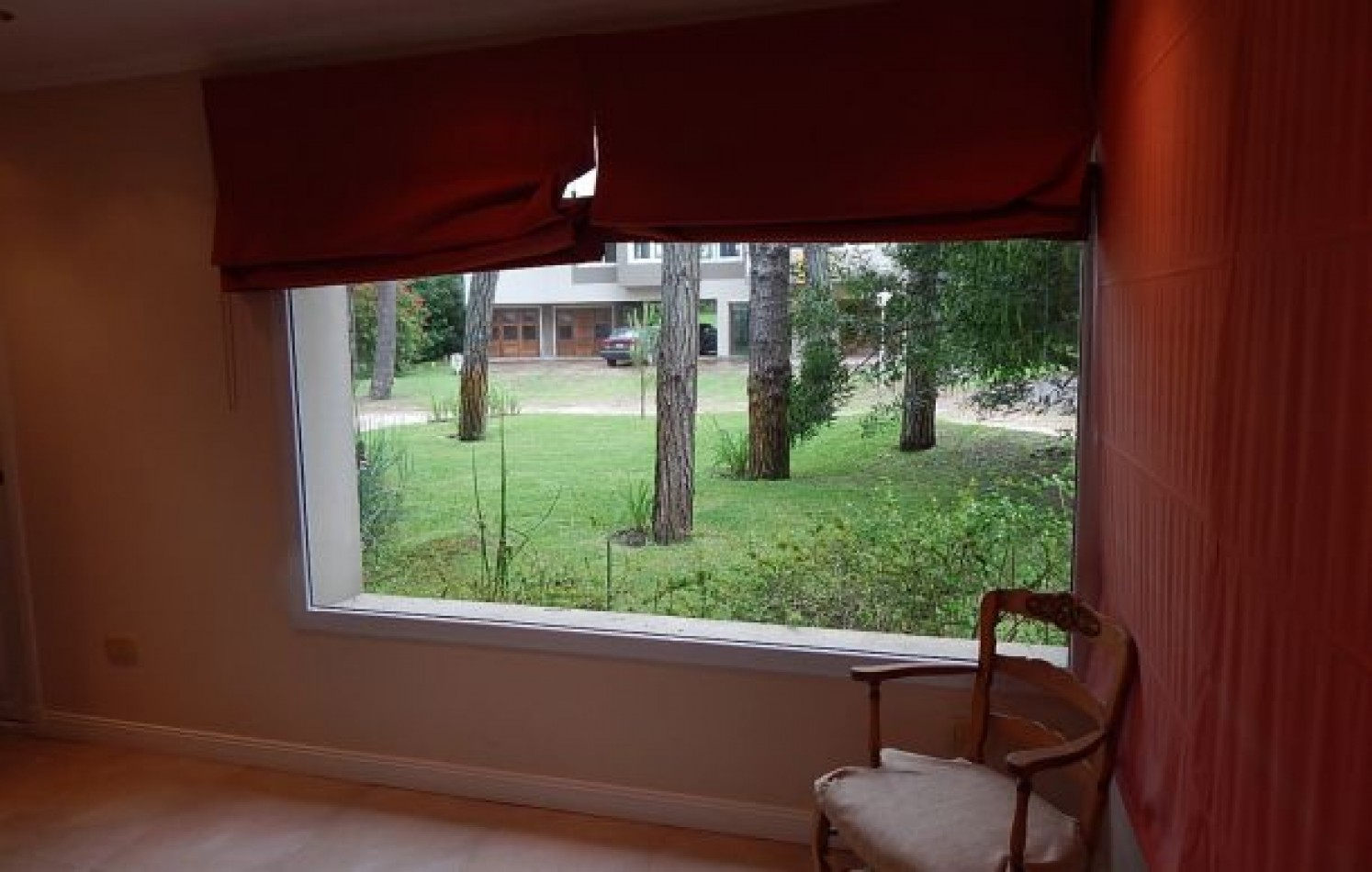 IMPORTANTE CASA EN ALQUILER. BARRIO CERRADO EN ALQ X TEMP