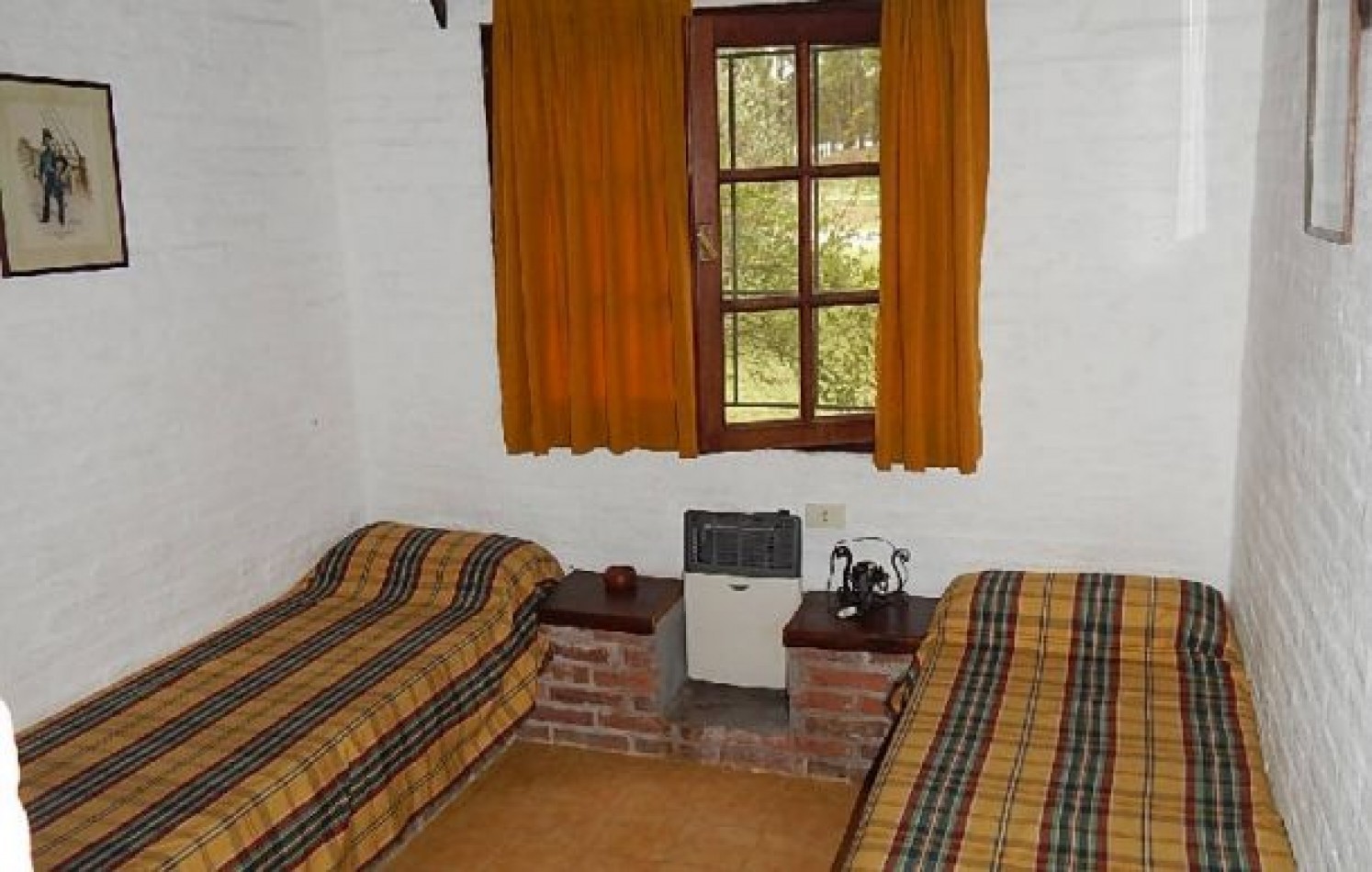 EXCELENTE CHALET TRADICIONAL, AV ENRIQUE SHAW Y DEL ESPARTILLO. CHALET EN ALQ X TEMP. 