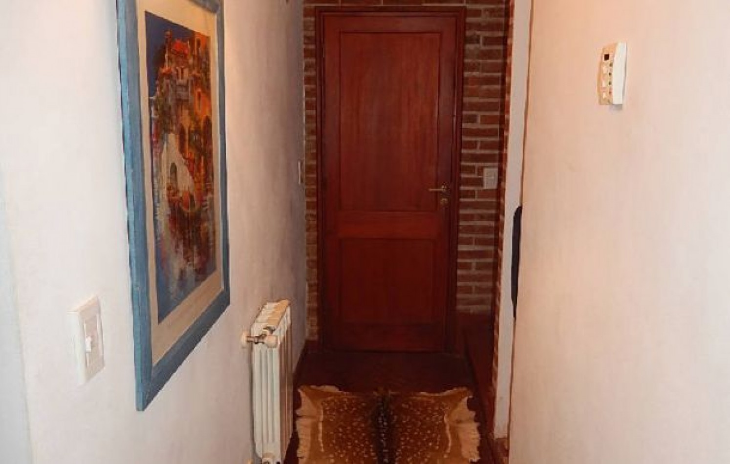 EXCEPCIONAL CASA EN ZONA IGLESIA NTRA. SRA. DE LA PAZ, DE LAS BURRIQUETAS 884, ENTRE TIBURON Y DE LAS ARTES. CASA EN ALQ X TEMP.