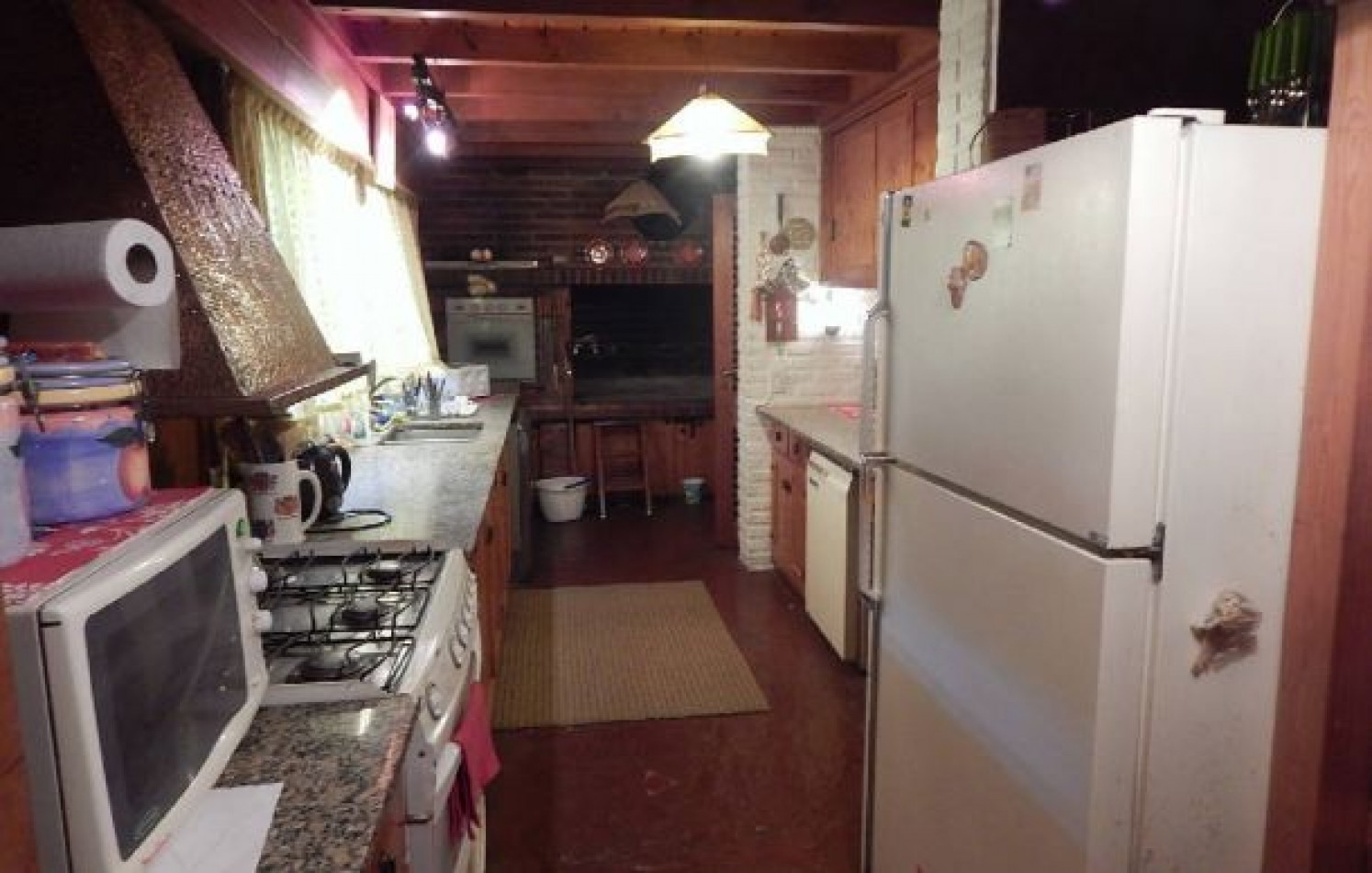 EXCEPCIONAL CASA EN ZONA IGLESIA NTRA. SRA. DE LA PAZ, DE LAS BURRIQUETAS 884, ENTRE TIBURON Y DE LAS ARTES. CASA EN ALQ X TEMP.