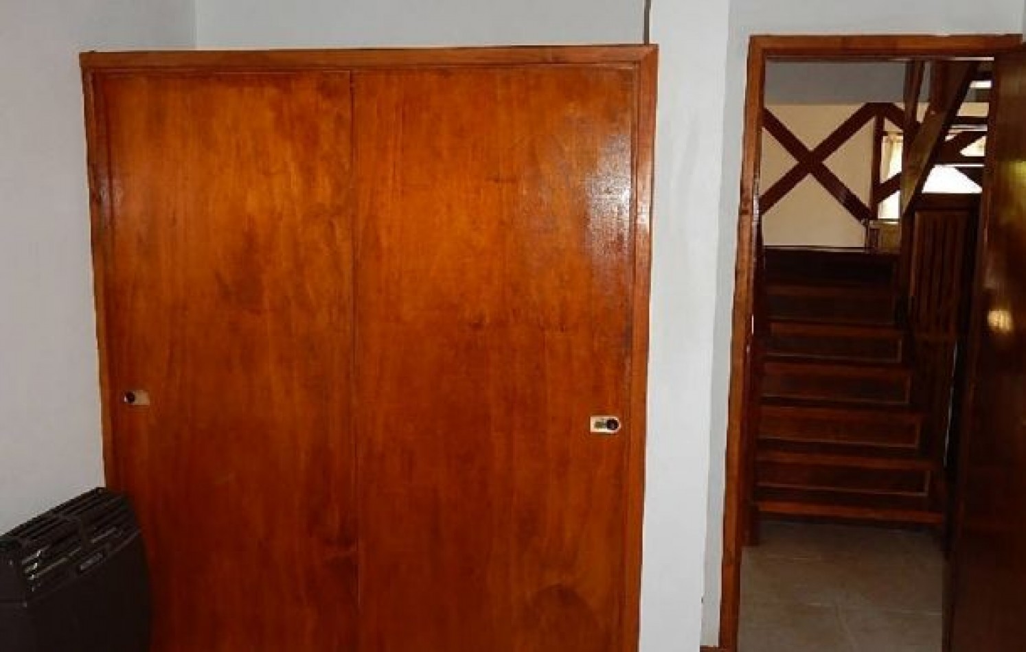 CHALET EN ZONA ALAMOS AV. ENRIQUE SHAW Y DE LAS GARZAS . CHALET EN ALQ X TEMP.