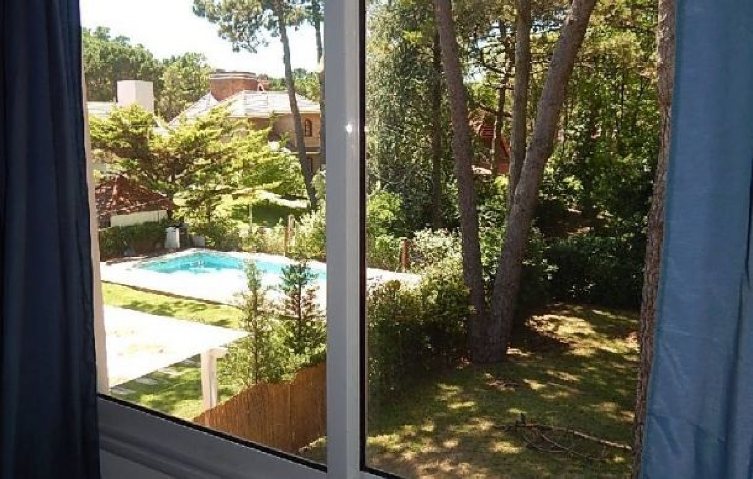 CHALET EN ZONA ALAMOS AV. ENRIQUE SHAW Y DE LAS GARZAS . CHALET EN ALQ X TEMP.