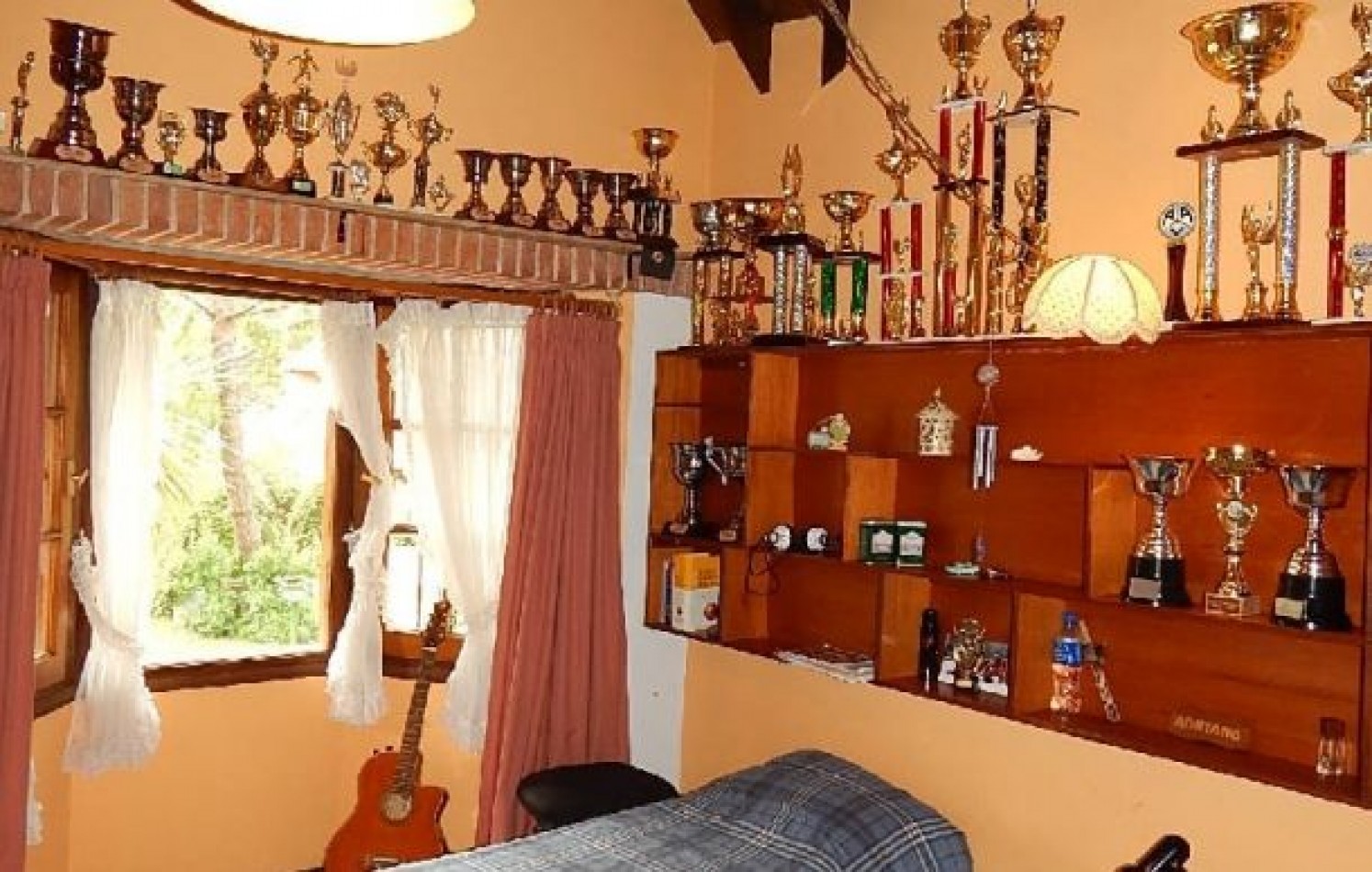 ESTUPENDO CHALET ESTILO CLASICO PINAMARENSE. CHALET EN ALQ X TEMP