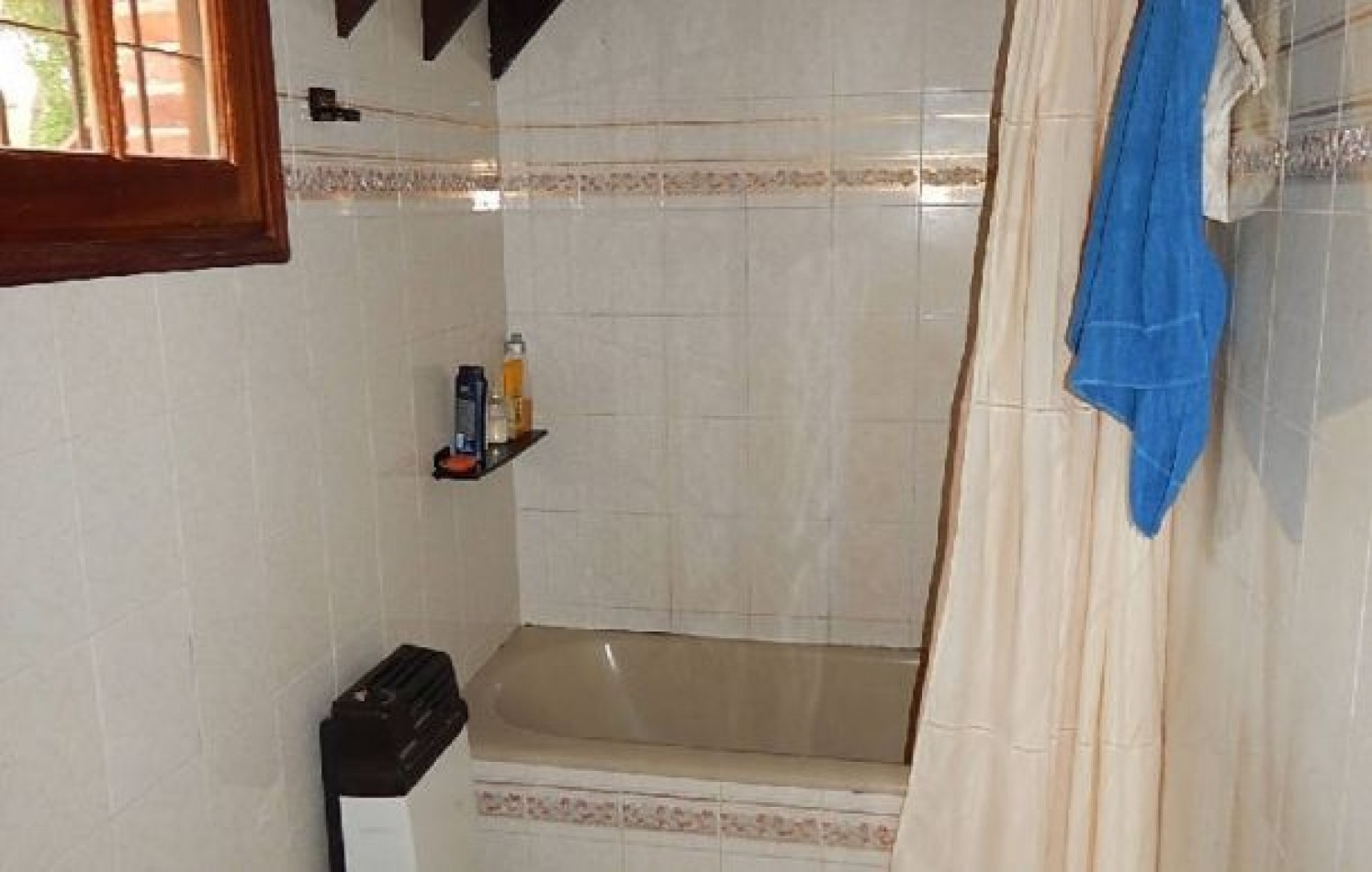 ESTUPENDO CHALET ESTILO CLASICO PINAMARENSE. CHALET EN ALQ X TEMP