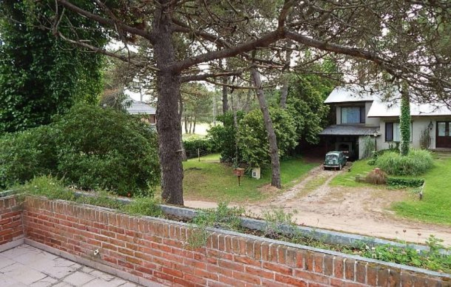 ESTUPENDO CHALET ESTILO CLASICO PINAMARENSE. CHALET EN ALQ X TEMP