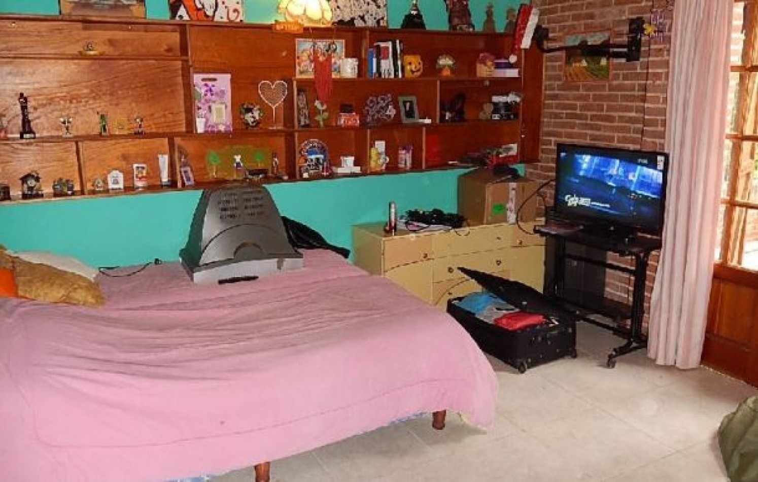 ESTUPENDO CHALET ESTILO CLASICO PINAMARENSE. CHALET EN ALQ X TEMP