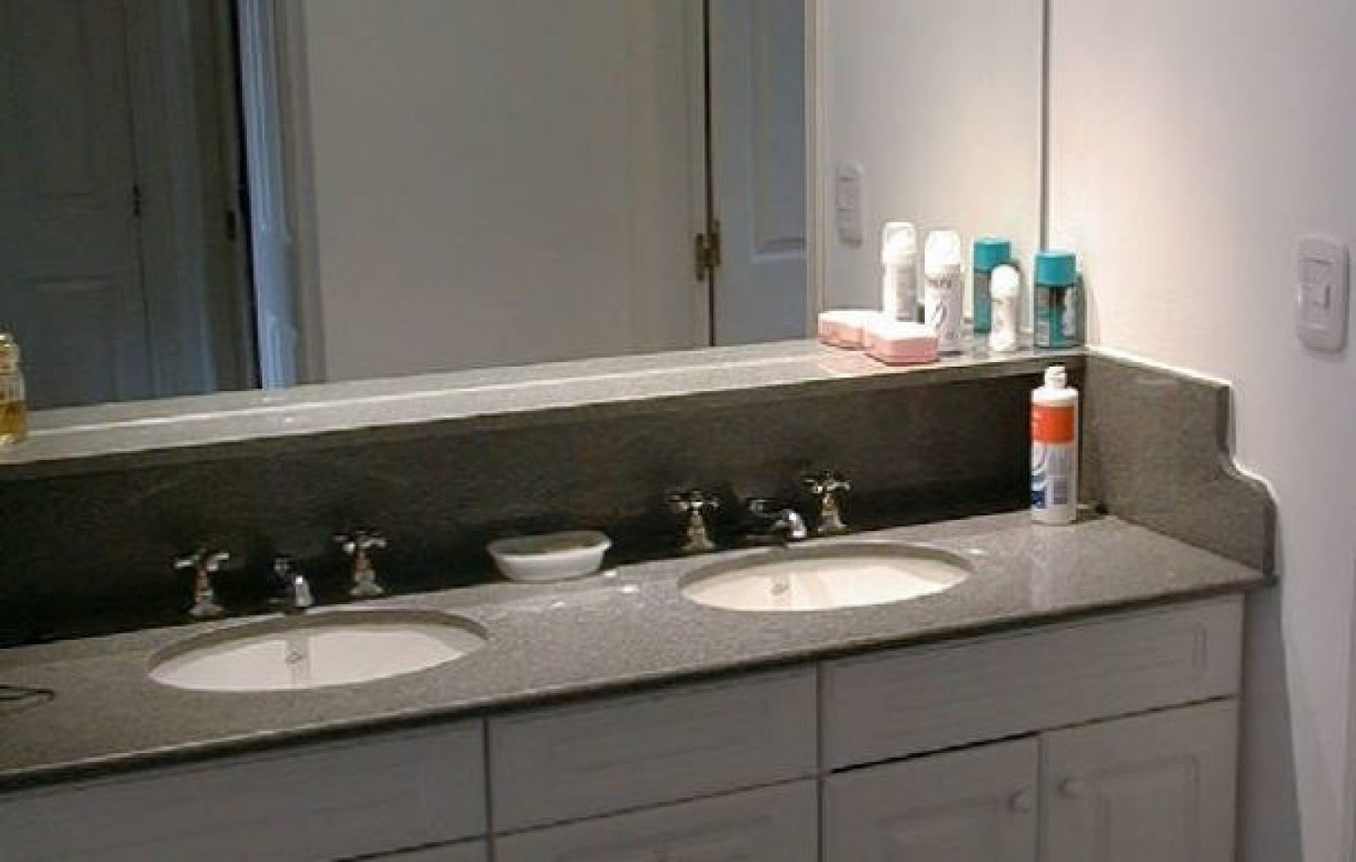 DEPARTAMENTO EN TERRAZAS AL GOLF. BARRIO CERRADO EN ALQ X TEMP.