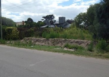 UNICO LOTE DE TERRENO, ZONA IGLESIA, 22 X 33 MTS, 726 M2.. LOTE EN VENTA.