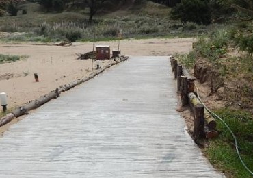 EXCELENTE CASA A ESTRENAR EN COSTA ESMERALDA. BARRIO CERRADO EN ALQ X TEMP.